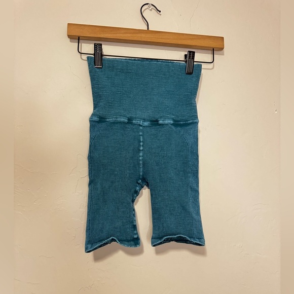 Free People movement ribbed biker shorts high waisted turquoise blue size XS - Picture 2 of 3